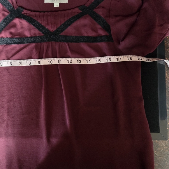 Ann Taylor Loft Burgundy Blouse with Black Lace Trim Size Large - Picture 6 of 8